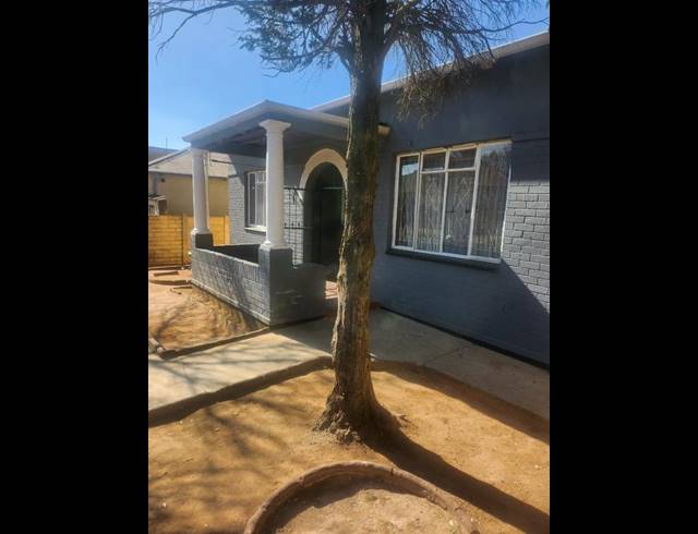 3 BEDROOM HOUSE FOR SALE IN ROSETTENVILLE